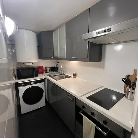 St Louis - Cosy Lit Queen A 5min Du Chateau Apartman