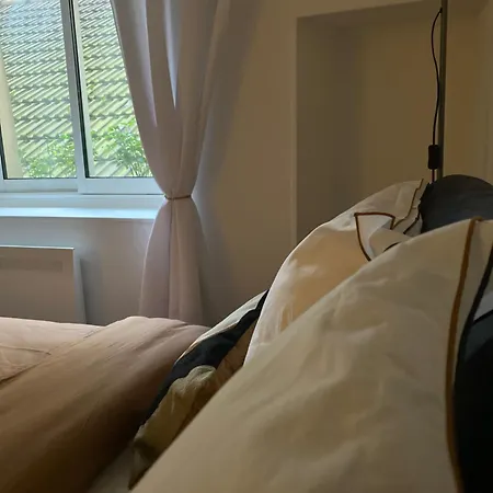 St Louis - Cosy Lit Queen A 5min Du Chateau * Versailles